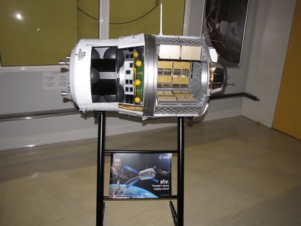 ATV-2 Kepler au Centre Spatial Guyanais en juillet 2010